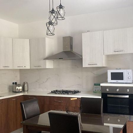 Apartment Triq Is-Silla Marsaskala Exterior photo